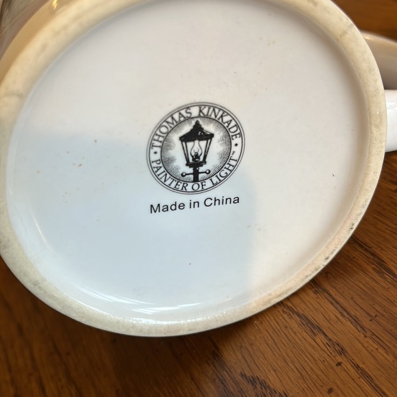 Thomas Kinkade Painter of Lights, coffee mug, Victorian Christmas, 8oz., - Picture 3 of 3